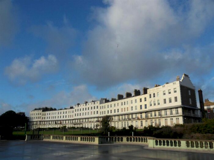2 Bedroom Flat To Rent In St Augustines Road, Ramsgate, CT11