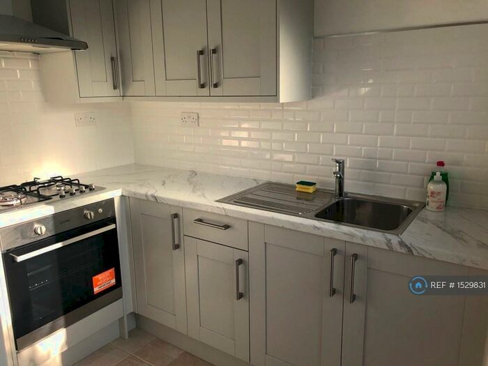 3 Bedroom Terraced House To Rent In Conway Road, Newport, NP19