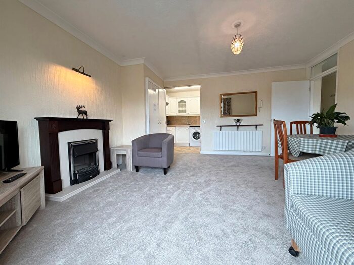 2 Bedroom Flat For Sale In St Marys Mews, York, YO32