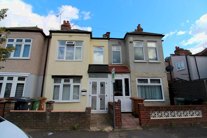 3 Bedroom Terraced House To Rent In Chaucer Road, London, E17