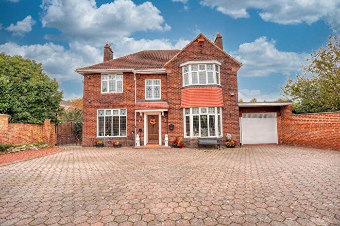 4 Bedroom Detached House For Sale In Oakfield House, Streetgate, NE16