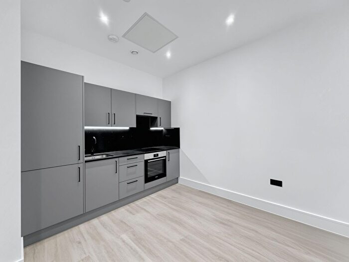 1 Bedroom Flat To Rent In St. Johns Street, Colchester, CO2