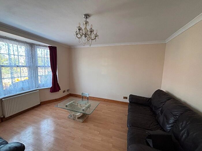 2 Bedroom Terraced House To Rent In Blundell Road, Edgware, Middlesex, HA8