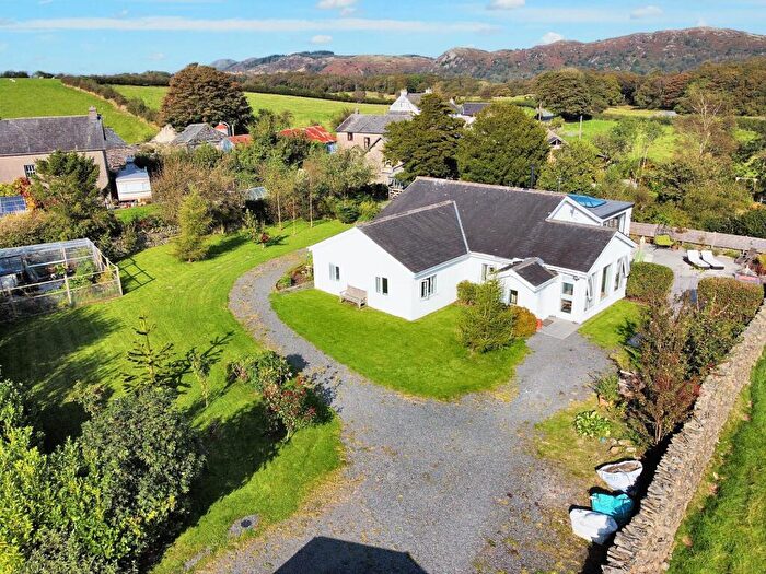 3 Bedroom Detached Bungalow For Sale In Herdwick House, Field Broughton, LA11