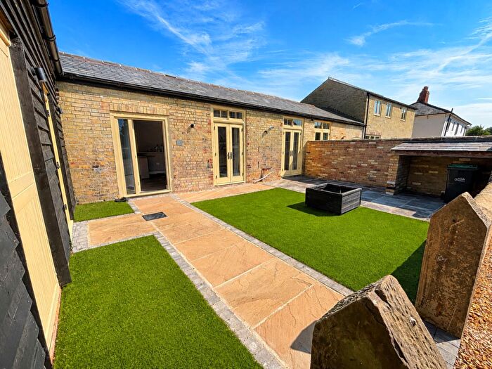 3 Bedroom Semi-Detached Bungalow To Rent In Moulton Road, Gazeley, CB8