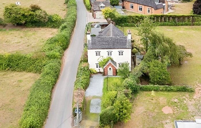4 Bedroom Cottage For Sale In Coppenhall, Stafford, Staffordshire, ST18