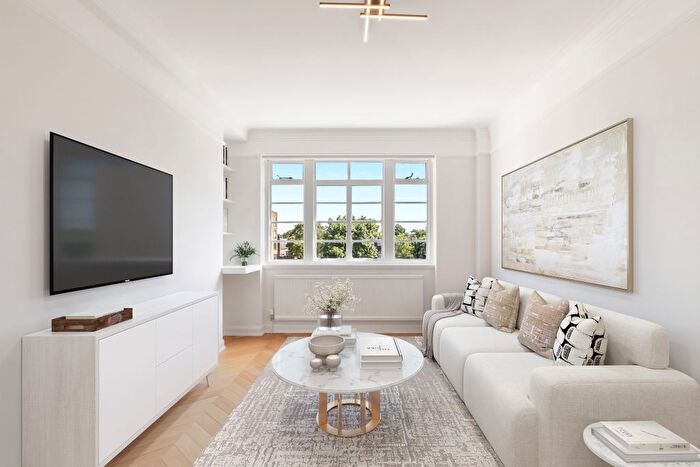 2 Bedroom Flat To Rent In Pembroke Road, Kensington, London, W8