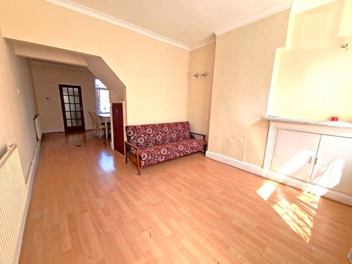 3 Bedroom Terraced House To Rent In Westbourne Street, Leicester, LE4