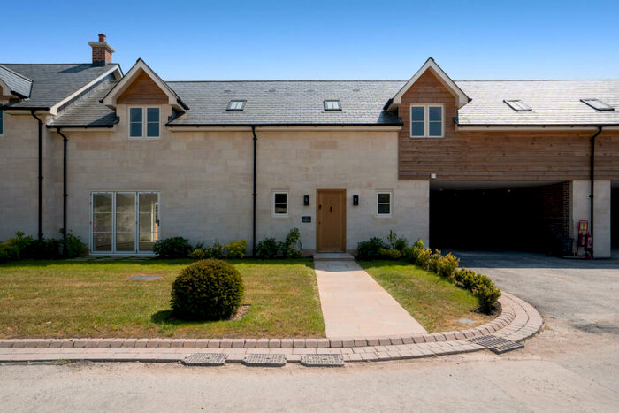 4 Bedroom House For Sale In The Granary, Wilton, Salisbury, SP2