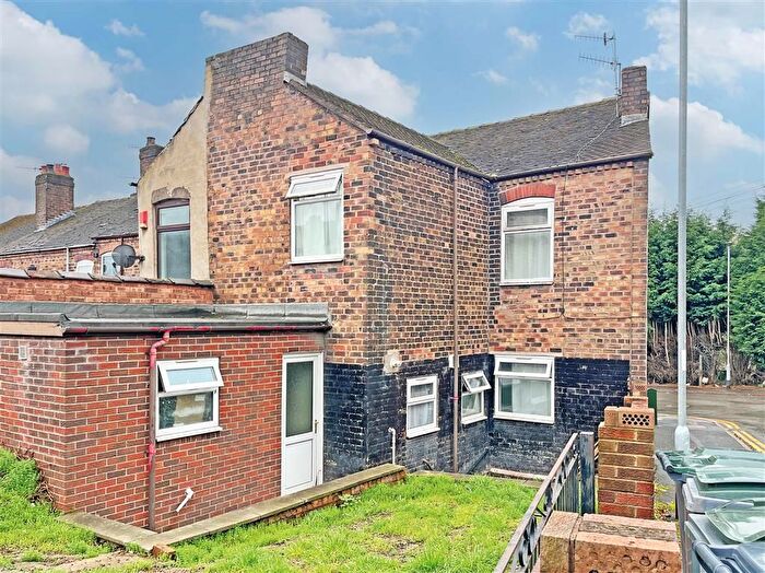 4 Bedroom End Of Terrace House For Sale In Castlefield Street, Stoke-On-Trent, ST4