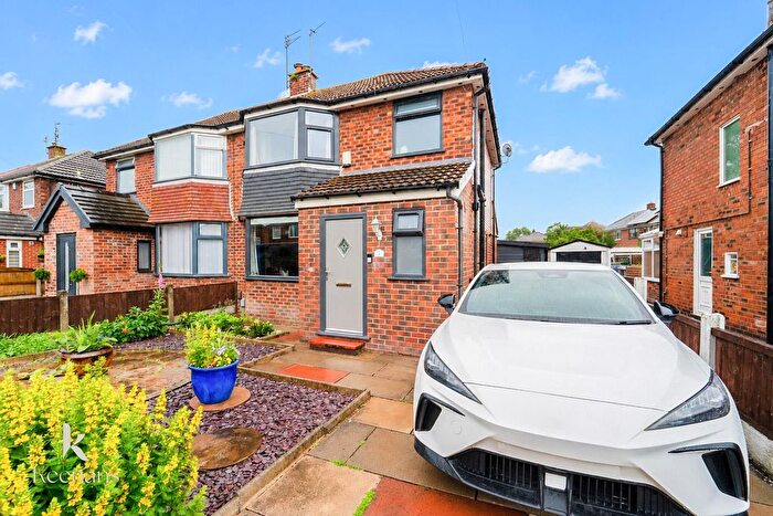 3 Bedroom Semi-Detached House For Sale In Burford Drive, Swinton, M27