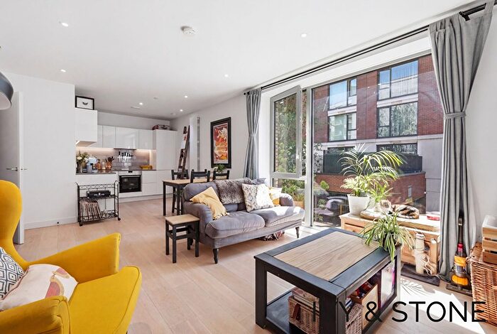 2 Bedroom Flat For Sale In Cape House, Cunningham Avenue, Royal Wharf, E16