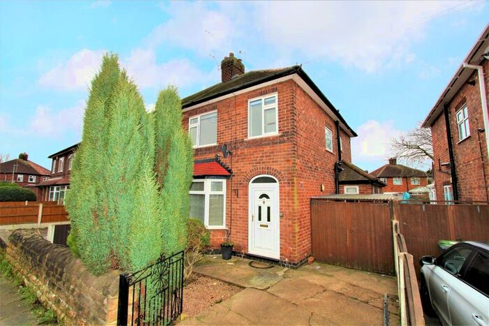 3 Bedroom Semi-Detached House To Rent In Leyton Crescent, Beeston, Nottingham, NG9