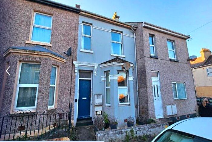 2 Bedroom Flat To Rent In Wentworth Place, Plymouth, PL4