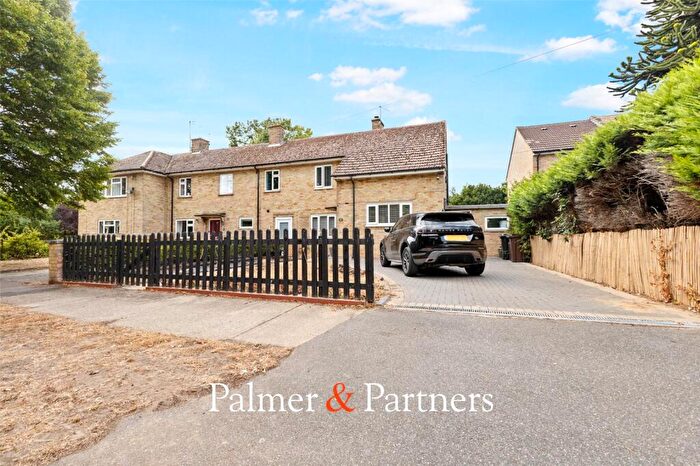 3 Bedroom Semi-Detached House For Sale In Catherine Hunt Way, Shrub End, Colchester, Essex, CO2