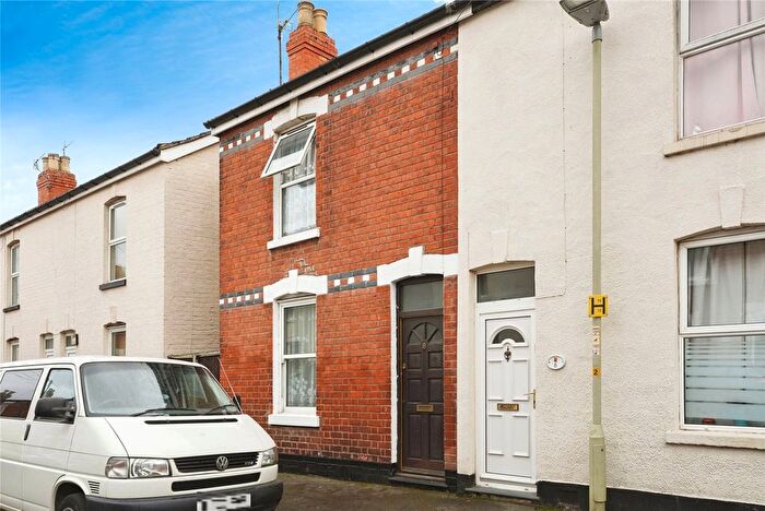 3 Bedroom End Terrace House For Sale In Birchmore Road, Gloucester, Gloucestershire, GL1