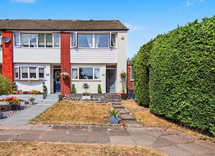 3 Bedroom End Of Terrace House For Sale In Unicorn Lane, Coventry, CV5