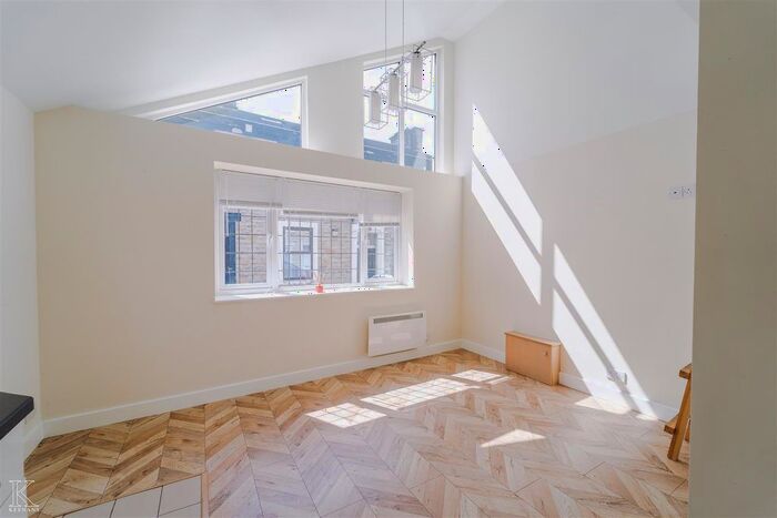 3 Bedroom End Of Terrace House To Rent In Lee Street, Accrington, BB5