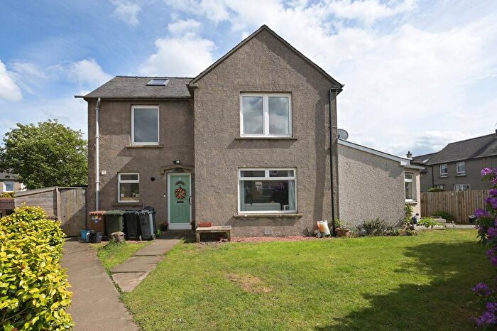 3 Bedroom End Of Terrace House For Sale In Marshall Road, Kirkliston, EH29