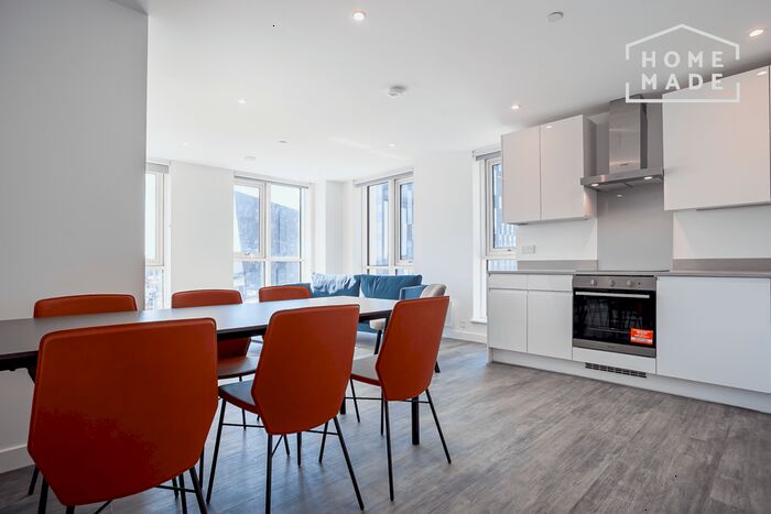 3 Bedroom Flat To Rent In The Copper House, Liverpool L1