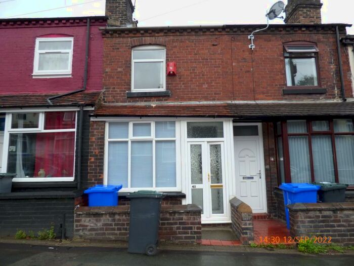 2 Bedroom Terraced House To Rent In King William Street, ST6