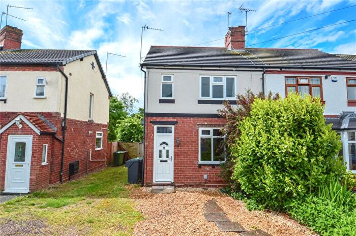 3 Bedroom Semi-Detached House To Rent In Latimer Road, Alvechurch, Birmingham, Worcestershire, B48