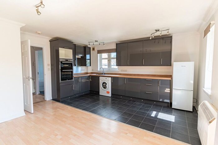 1 Bedroom Flat For Sale In King Street, Inverkeithing, KY11