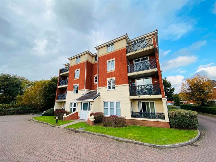 2 Bedroom Apartment To Rent In Luanne Close, Cradley Heath, B64