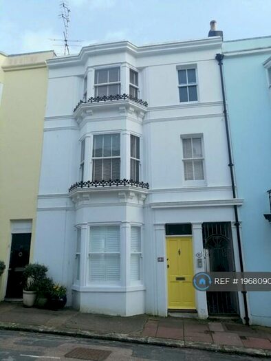 1 Bedroom Flat To Rent In Temple Street, Brighton, BN1