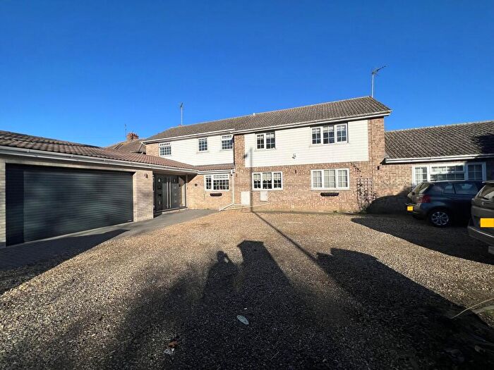 6 Bedroom Detached House To Rent In Wisbech Road, March, Cambs, PE15