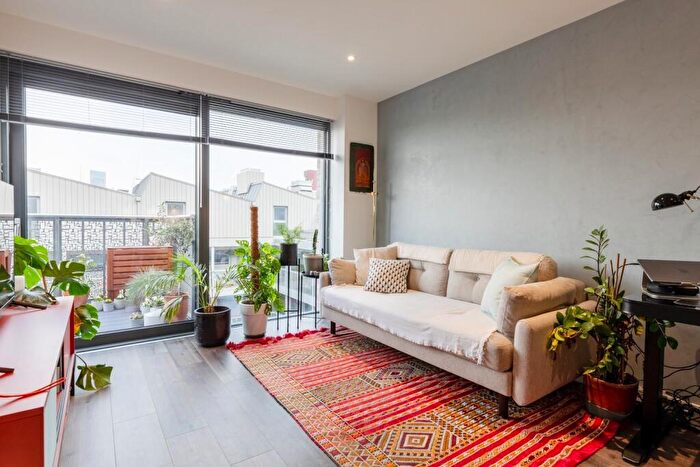 1 Bedroom Apartment To Rent In Curie House, Wallis Road, Hackney, E9