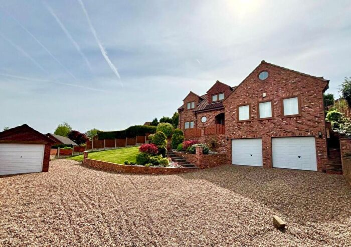 5 Bedroom Detached House To Rent In Dearnley View, Barnsley, S75