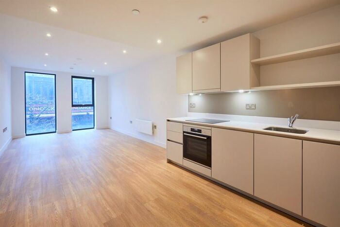 1 Bedroom Apartment To Rent In Linter Building, M1