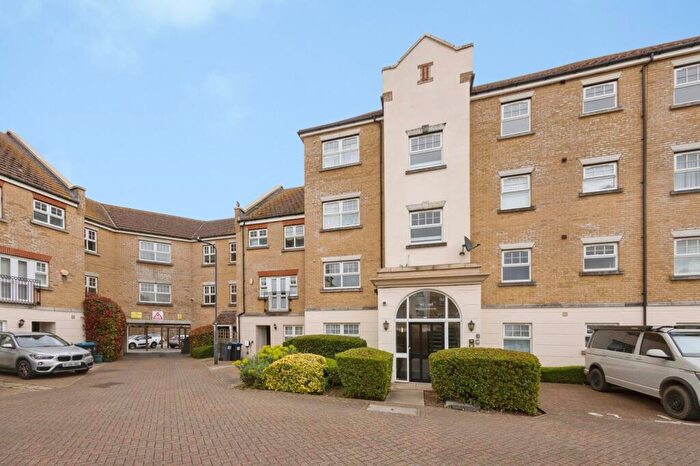 1 Bedroom Apartment For Sale In Rose Bates Drive, London, NW9