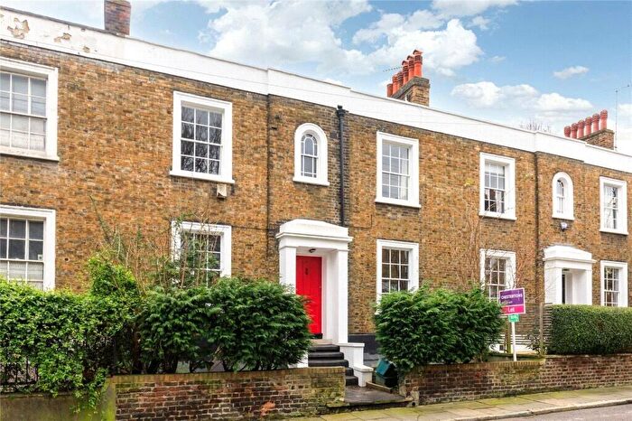 3 Bedroom Terraced House To Rent In Bingham Street, N1