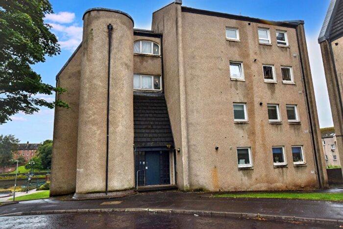2 Bedroom Flat To Rent In Strathayr Place, Ayr, South Ayrshire, KA8