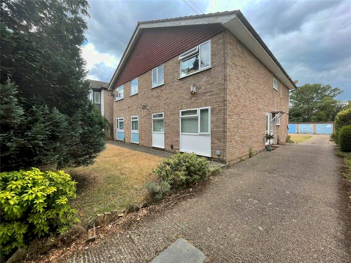 2 Bedroom Flat To Rent In Ray Court, Fordbridge Road, Ashford, Surrey, TW15
