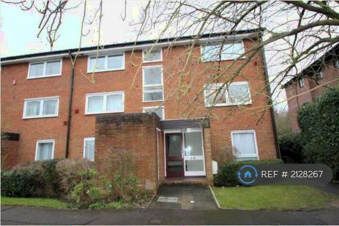 1 Bedroom Flat To Rent In Croydon, Croydon, CR0