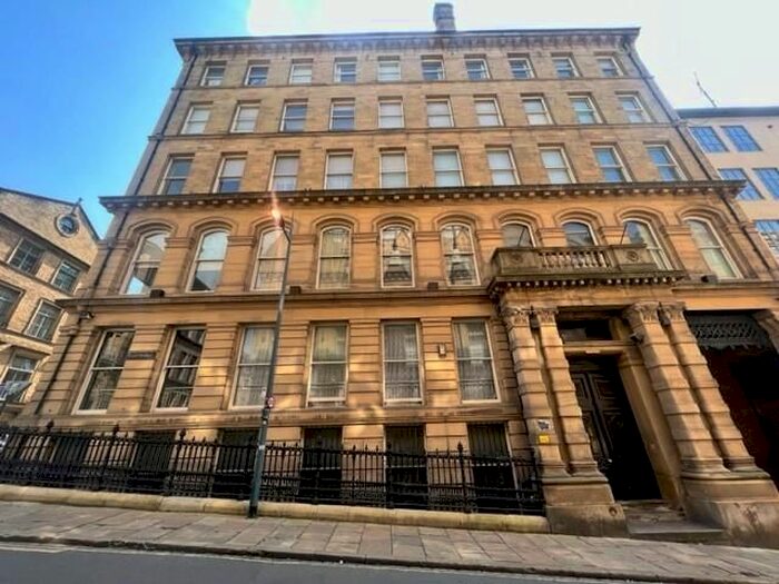 2 Bedroom Flat To Rent In Behrens Warehouse, Little Germany, Bradford, BD1