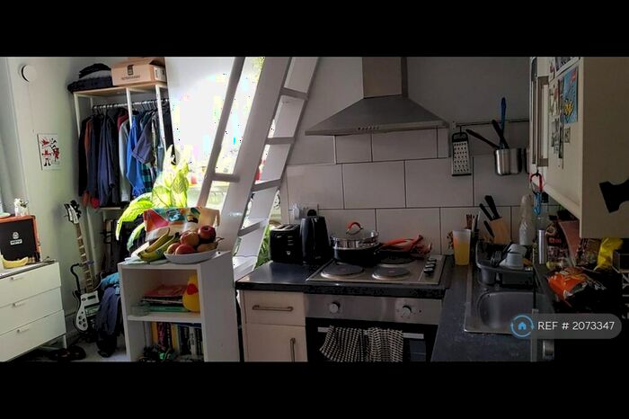 Studio To Rent In Elmore Road, Sheffield, S10