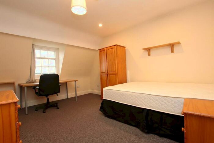 2 Bedroom Flat To Rent In Bladud Buildings, Bath, BA1