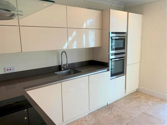 3 Bedroom Terraced House To Rent In Pontcanna Street, Cardiff, CF11