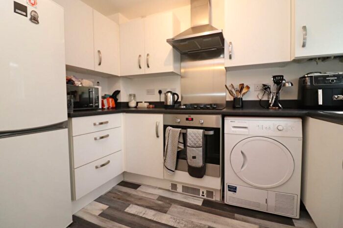 2 Bedroom Town House To Rent In Andrews Walk, Blackburn, BB2