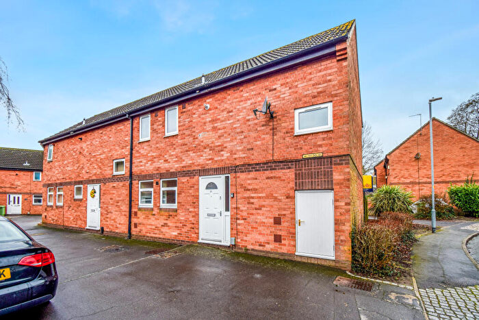 3 Bedroom Semi Detached House For Sale In Skoner Road, Norwich, Norfolk, NR5