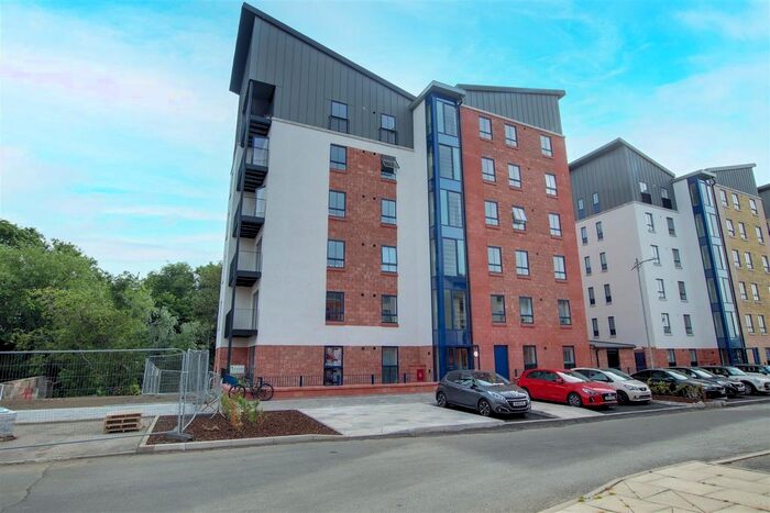 2 Bedroom Flat To Rent In Richmond Park Terrace, Oatlands, Glasgow, G5