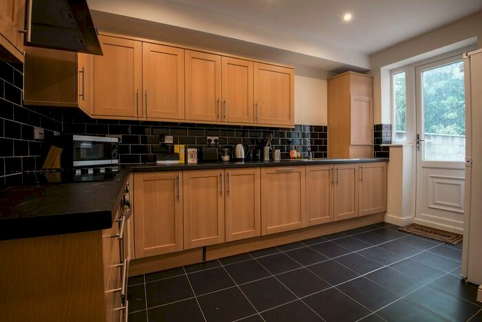 2 Bedroom Apartment To Rent In Derby Street West, Ormskirk, L39