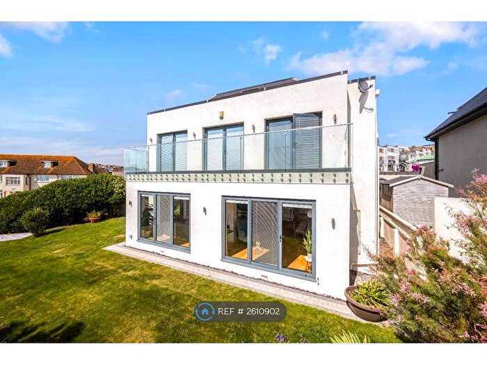 4 Bedroom Detached House To Rent In Marine Drive, Saltdean, Brighton, BN2
