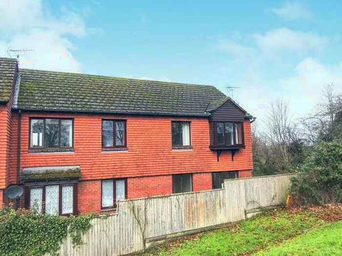 1 Bedroom Flat To Rent In High Street, Fordington, Dorchester, DT1