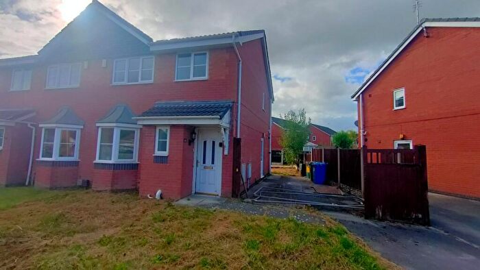 3 Bedroom Semi-Detached House For Sale In Newquay Drive, Wrexham, LL13