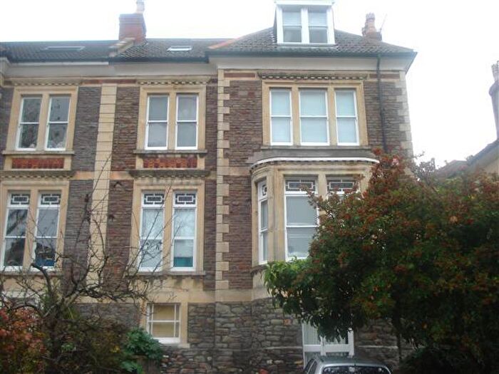 7 Bedroom Maisonette To Rent In Upper Maisonette, Clarendon Road, BS6